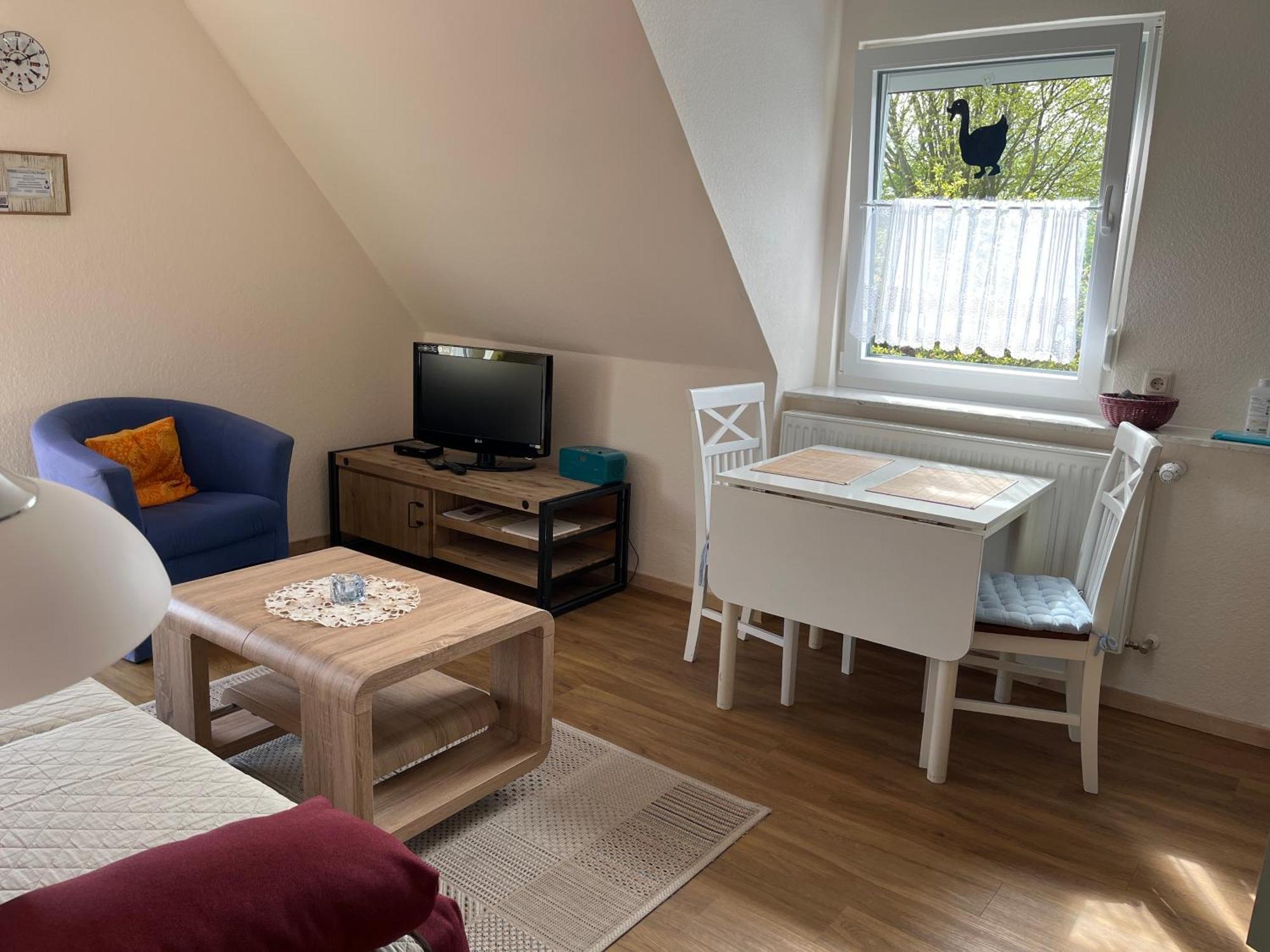 Wohnung 2 Mit Balkon- Haus Annegrete Esens Ngoại thất bức ảnh